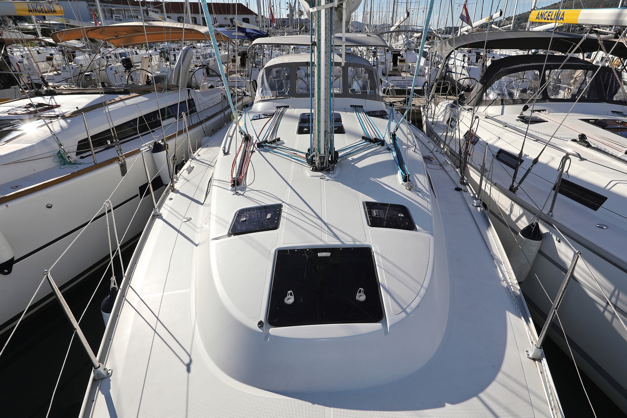 Bavaria Cruiser 40 S — photo 18