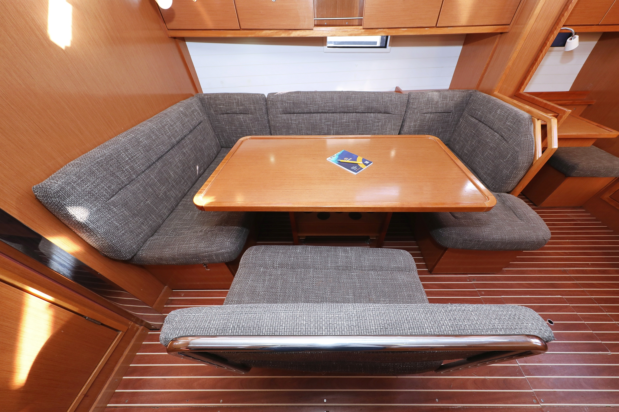 Bavaria Cruiser 40 S — photo 25