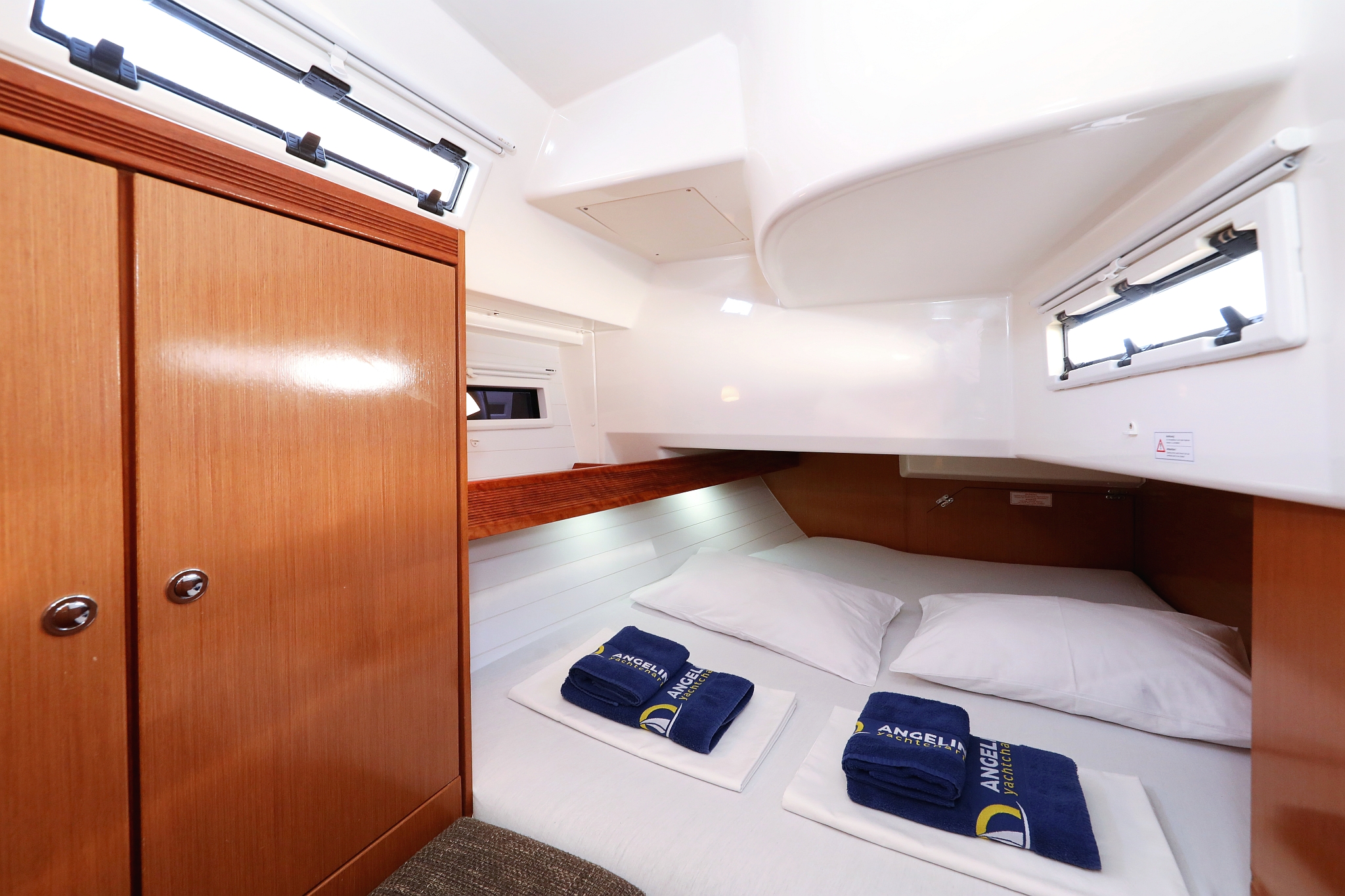 Bavaria Cruiser 40 S — photo 32
