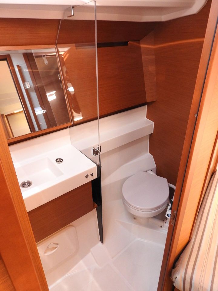 Sun Odyssey 410 - 3 cab. — photo 3