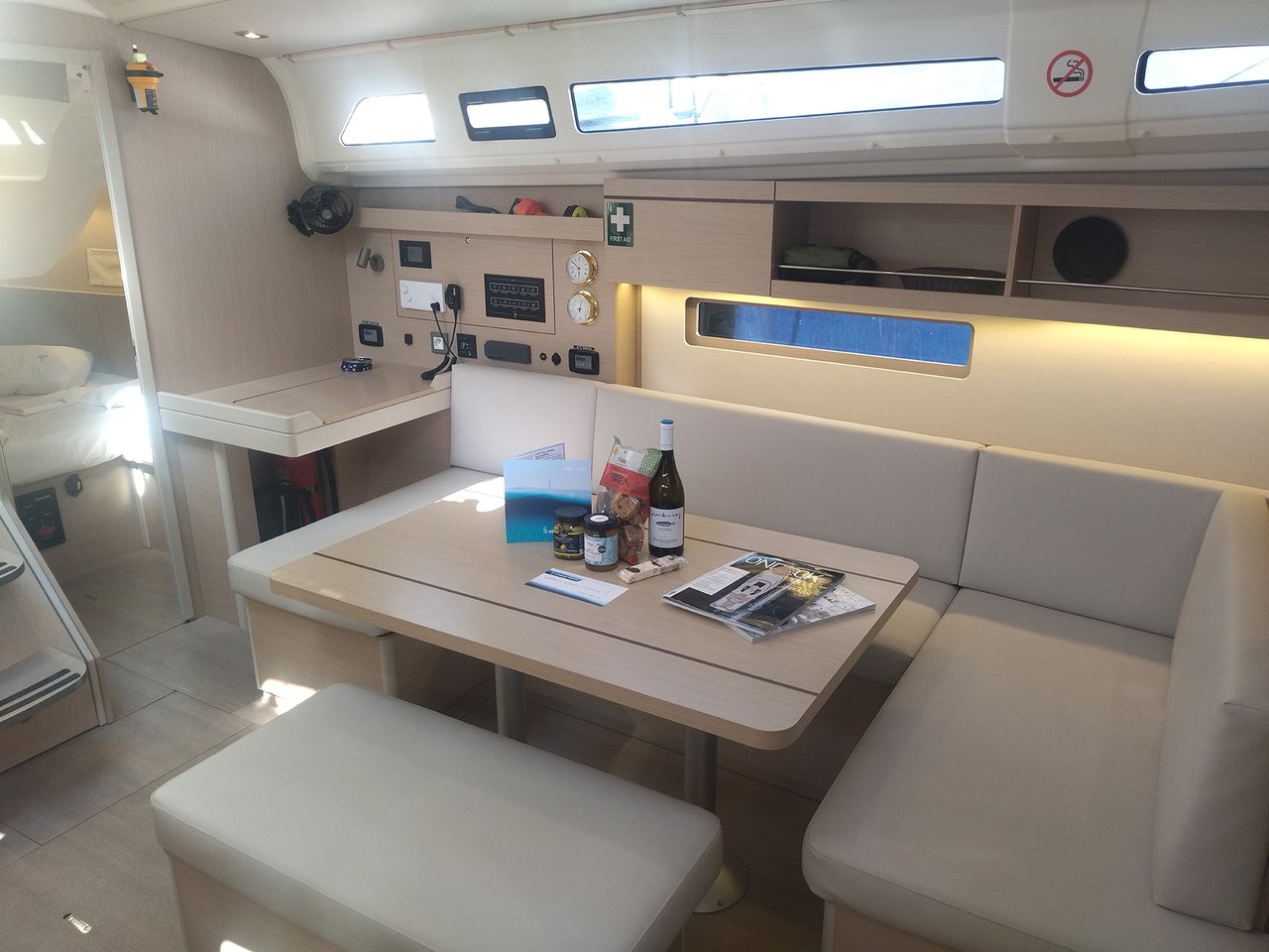 Oceanis 40.1 — photo 4