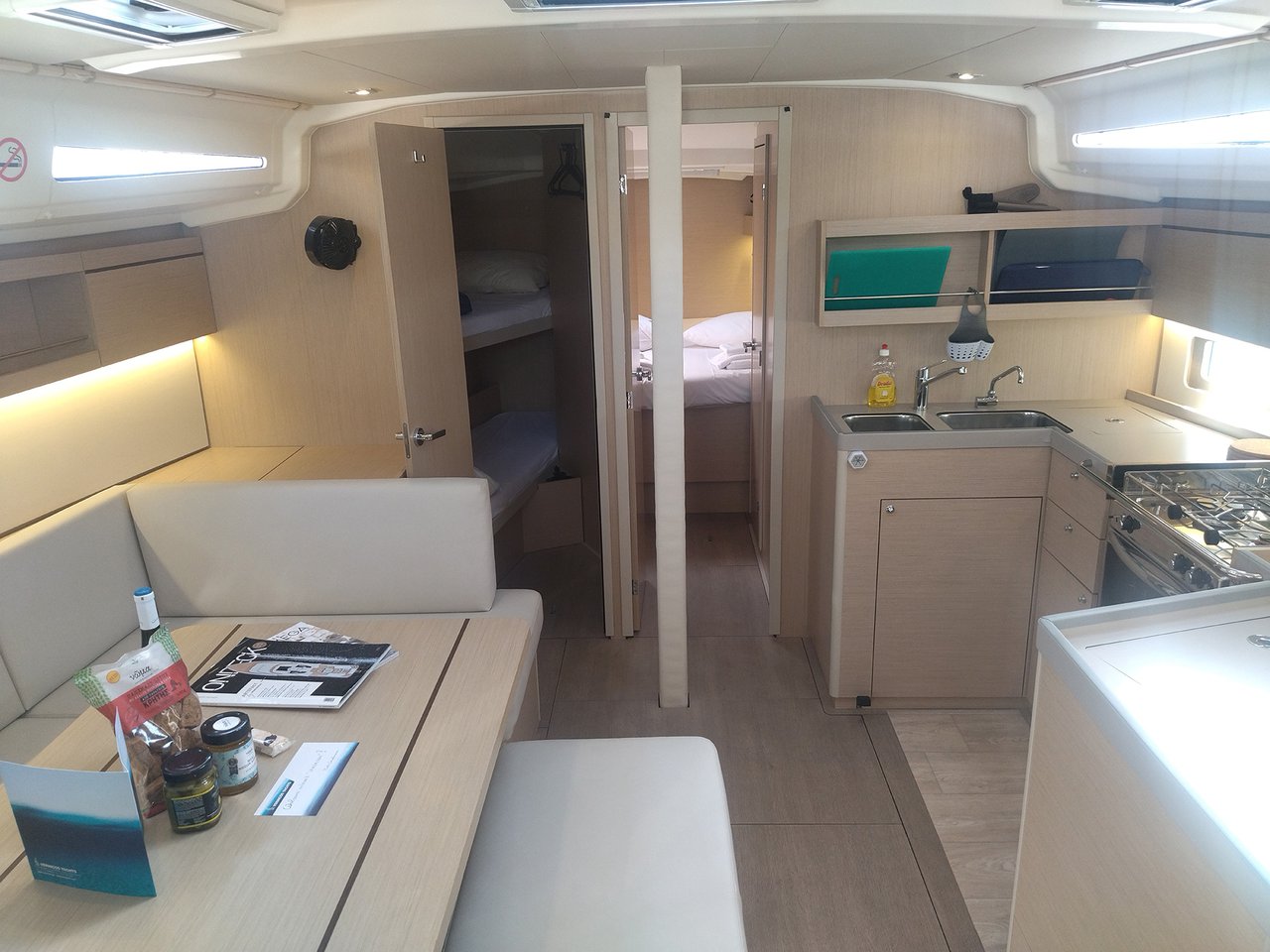 Oceanis 40.1 — photo 5