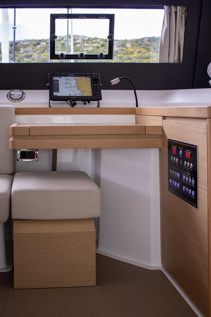Dufour 48 Catamaran - 5 + 1 cab. — photo 16