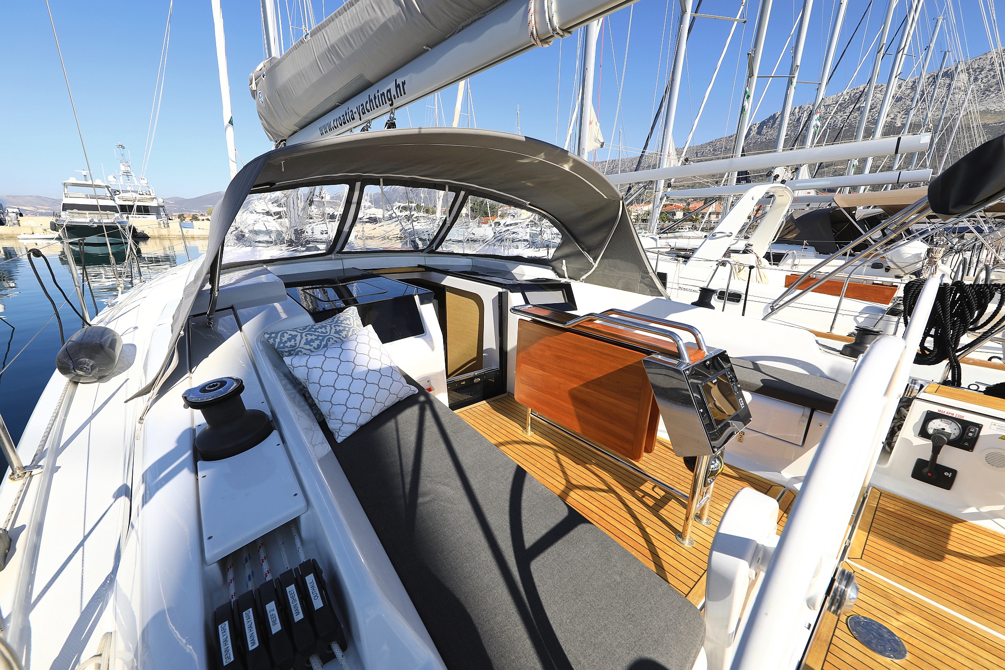 Hanse 418 - 3 cab. — photo 9