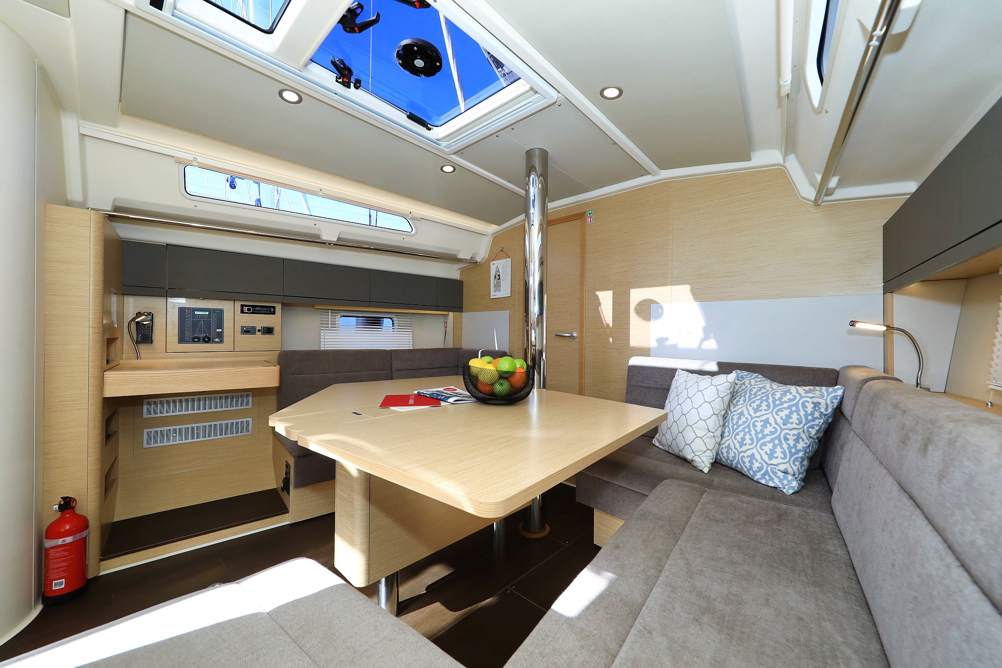 Hanse 418 - 3 cab. — photo 15