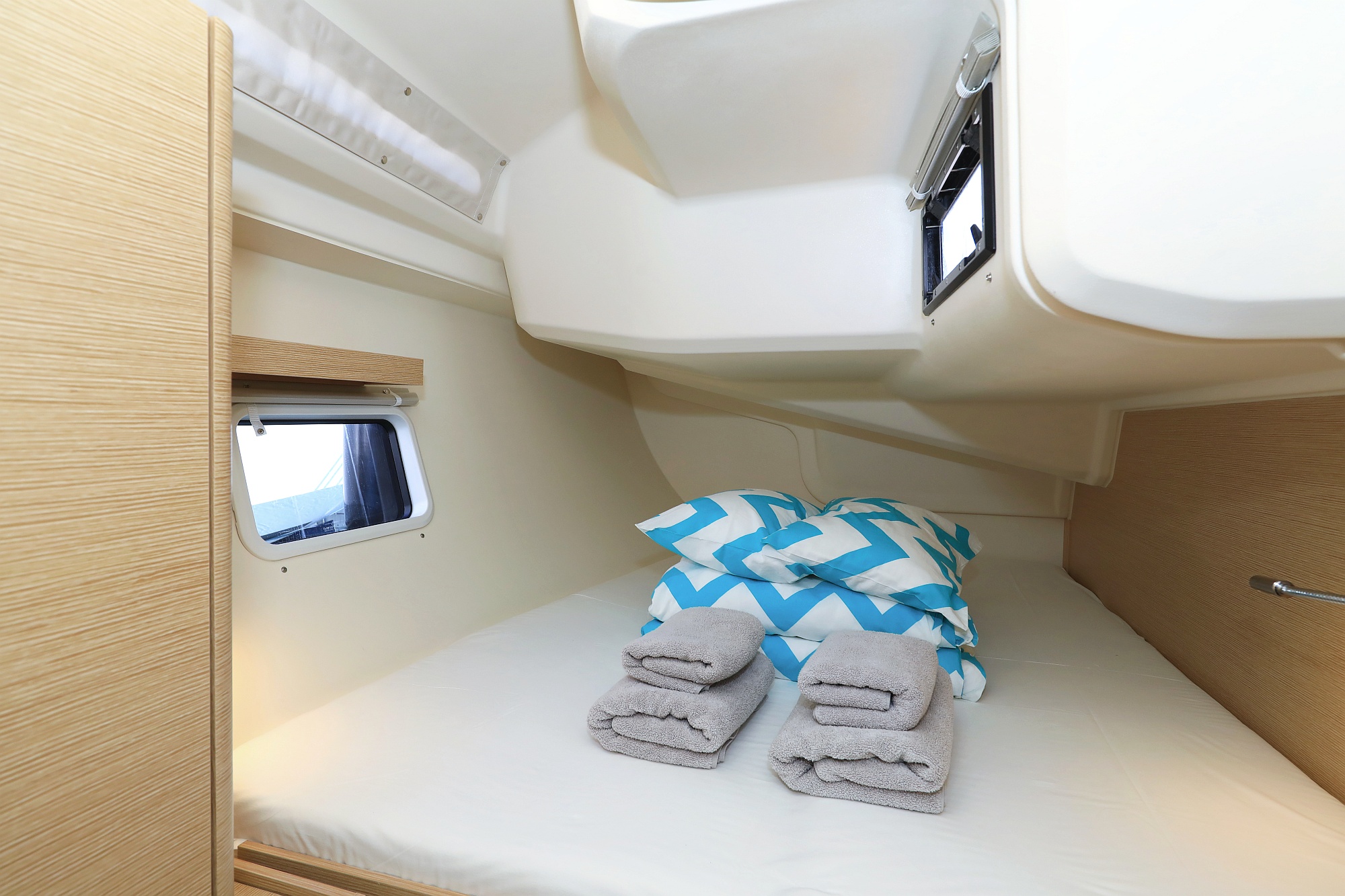 Hanse 418 - 3 cab. — photo 3