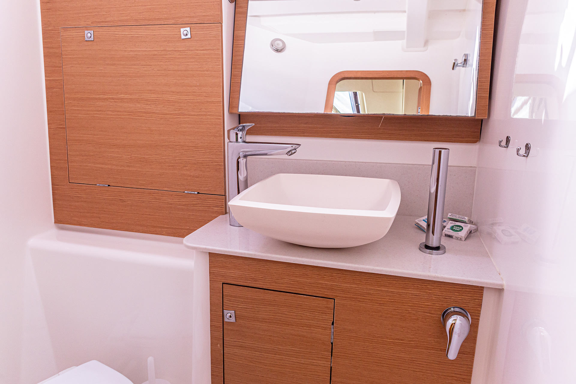 Dufour 460 GL — photo 9