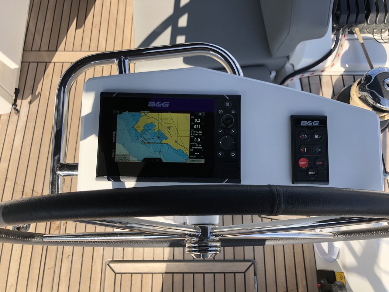 Oceanis 51.1 - 5 + 1 cab. — photo 9