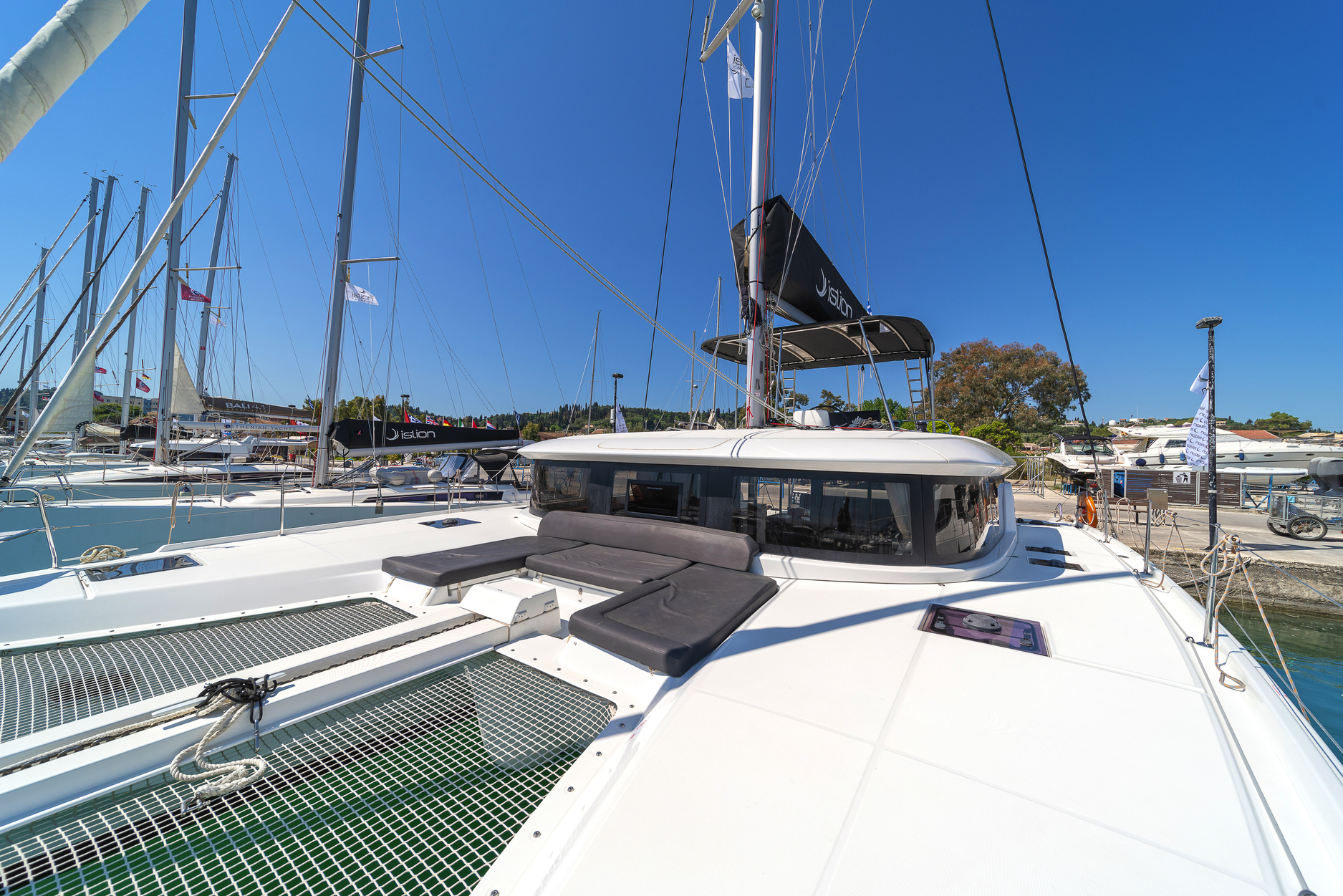 Lagoon 46 - 4 + 2 cab. — photo 4