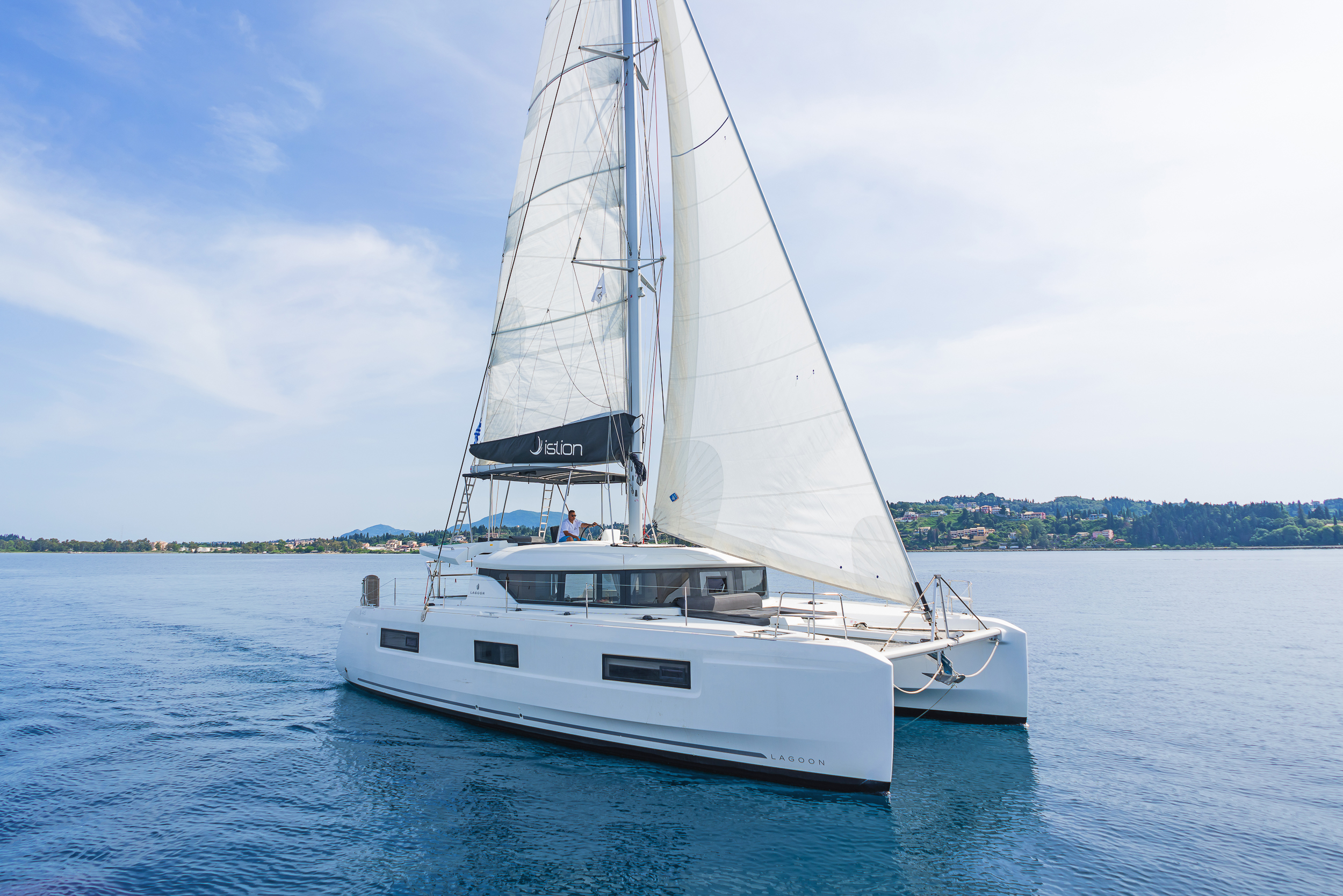 Lagoon 46 - 4 + 2 cab. — photo 8