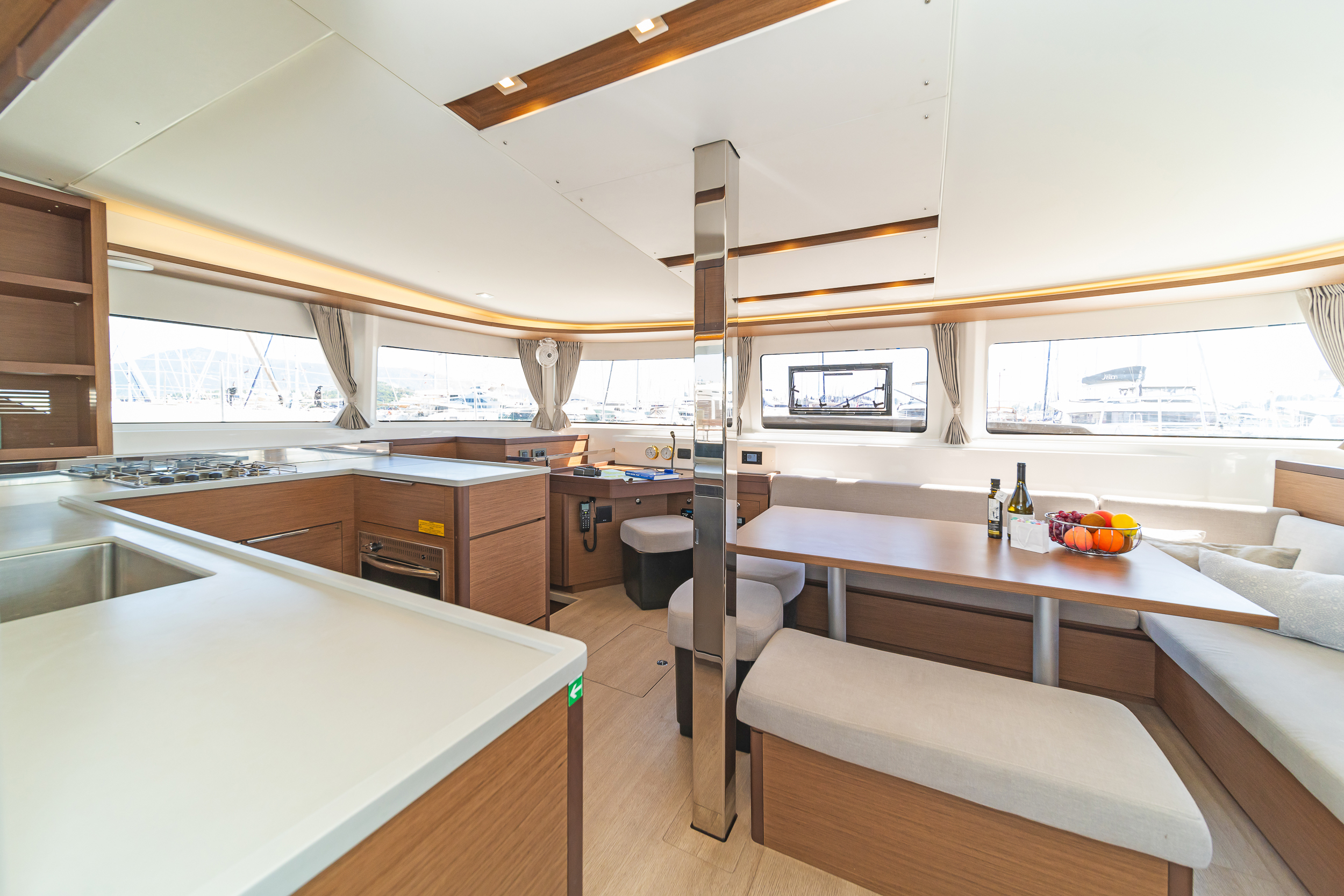 Lagoon 46 - 4 + 2 cab. — photo 12