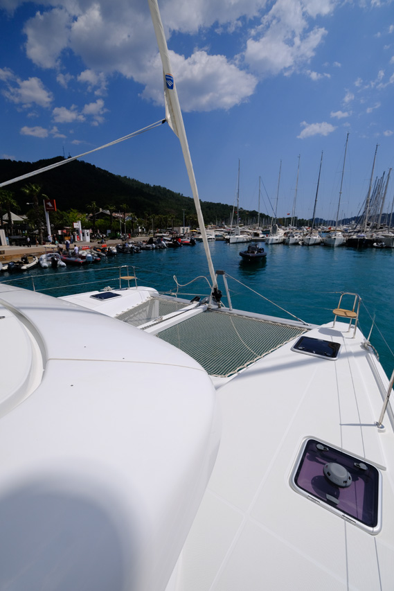 Lagoon 42 - 4 cab. — photo 8