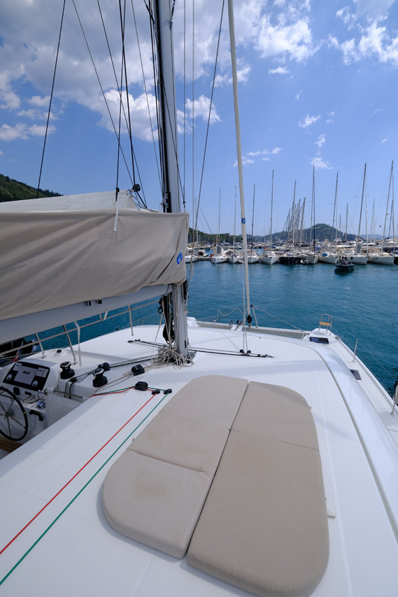 Lagoon 42 - 4 cab. — photo 9