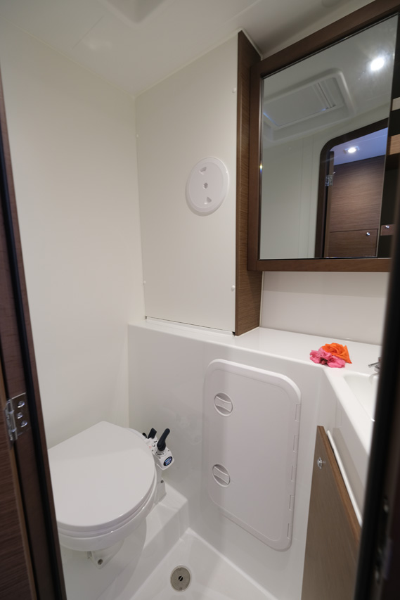 Lagoon 42 - 4 cab. — photo 20