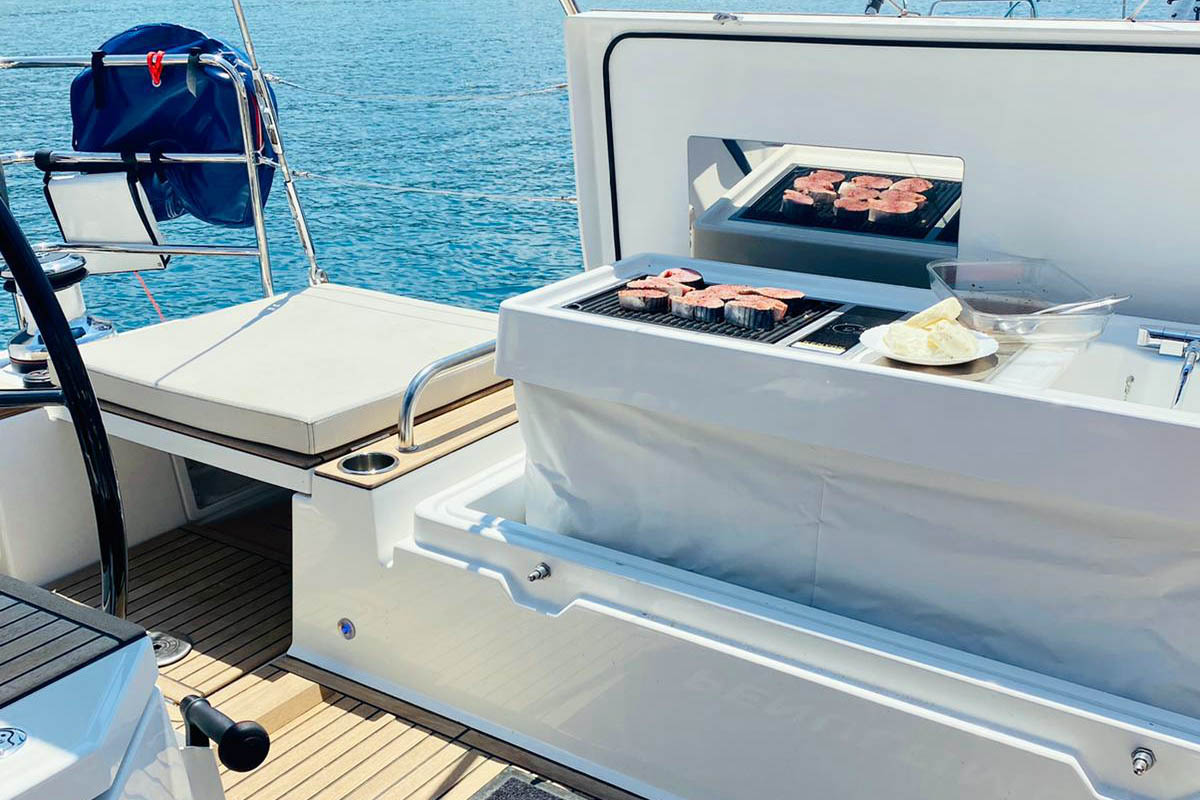 Oceanis Yacht 62 - 4 + 1 — photo 24