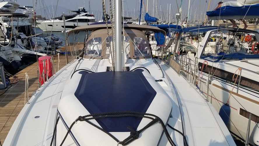 Bavaria C42 — photo 19