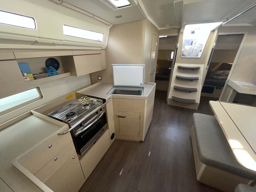 Oceanis 40.1 — photo 9