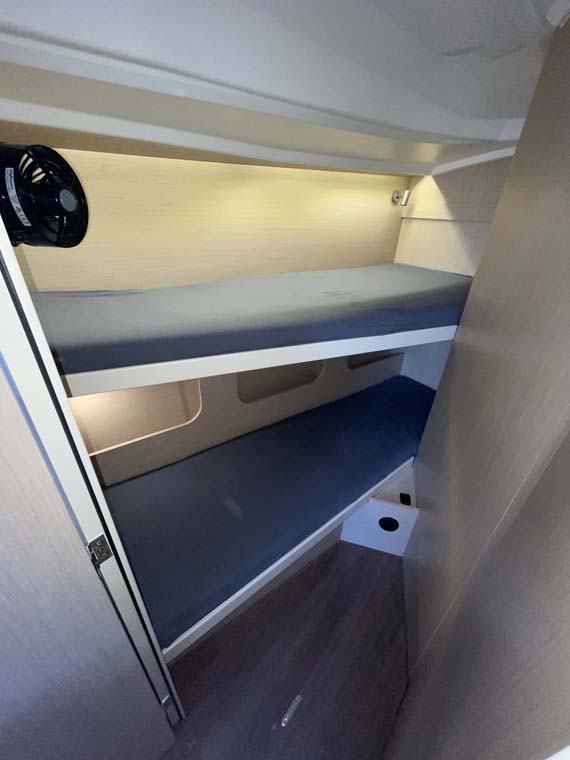 Oceanis 40.1 — photo 15