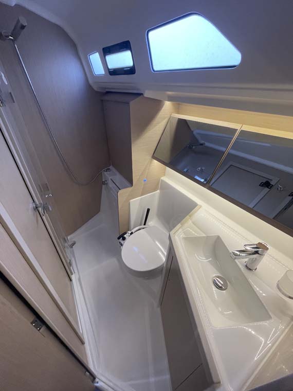 Oceanis 40.1 — photo 18