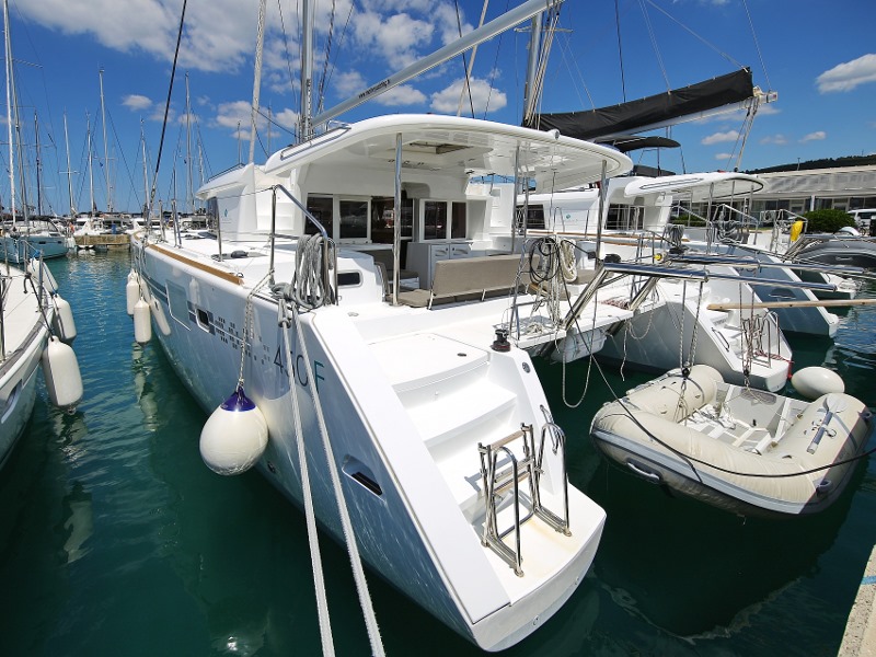 Lagoon 450 F - 4 + 2 cab. — photo 1
