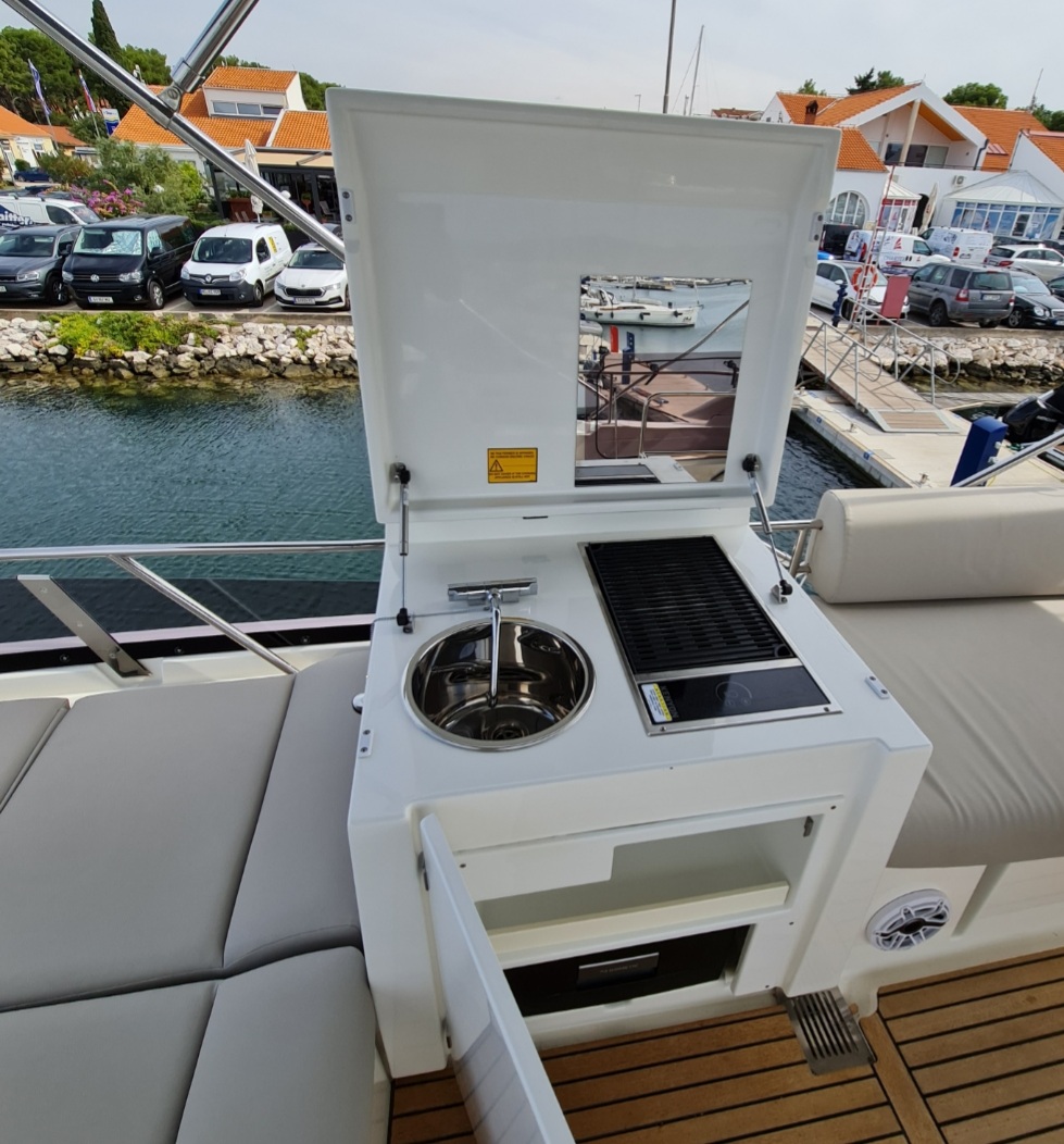 Prestige 460 Fly - 3 + 1 cab. — photo 4