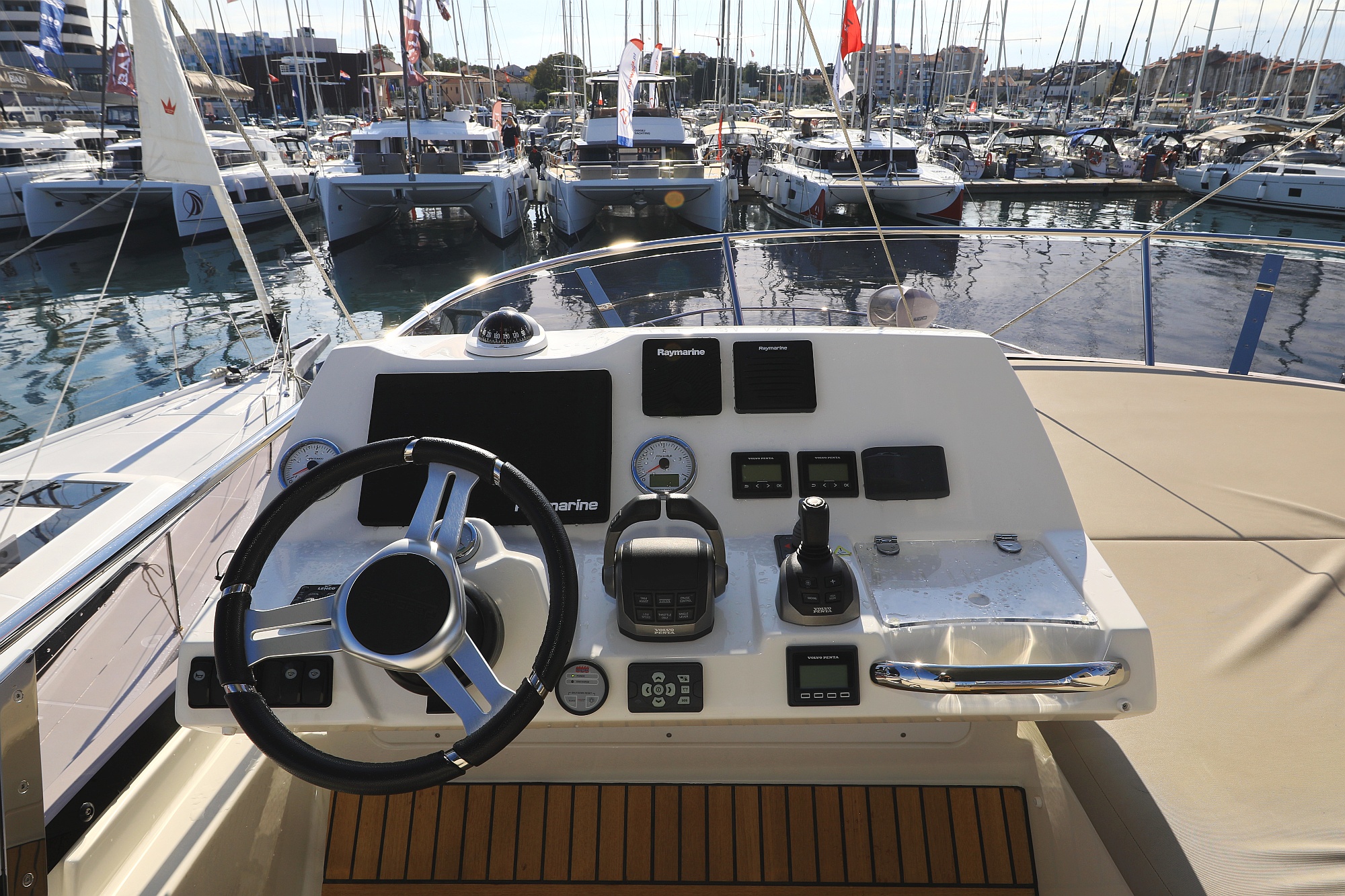 Prestige 460 Fly - 3 + 1 cab. — photo 7