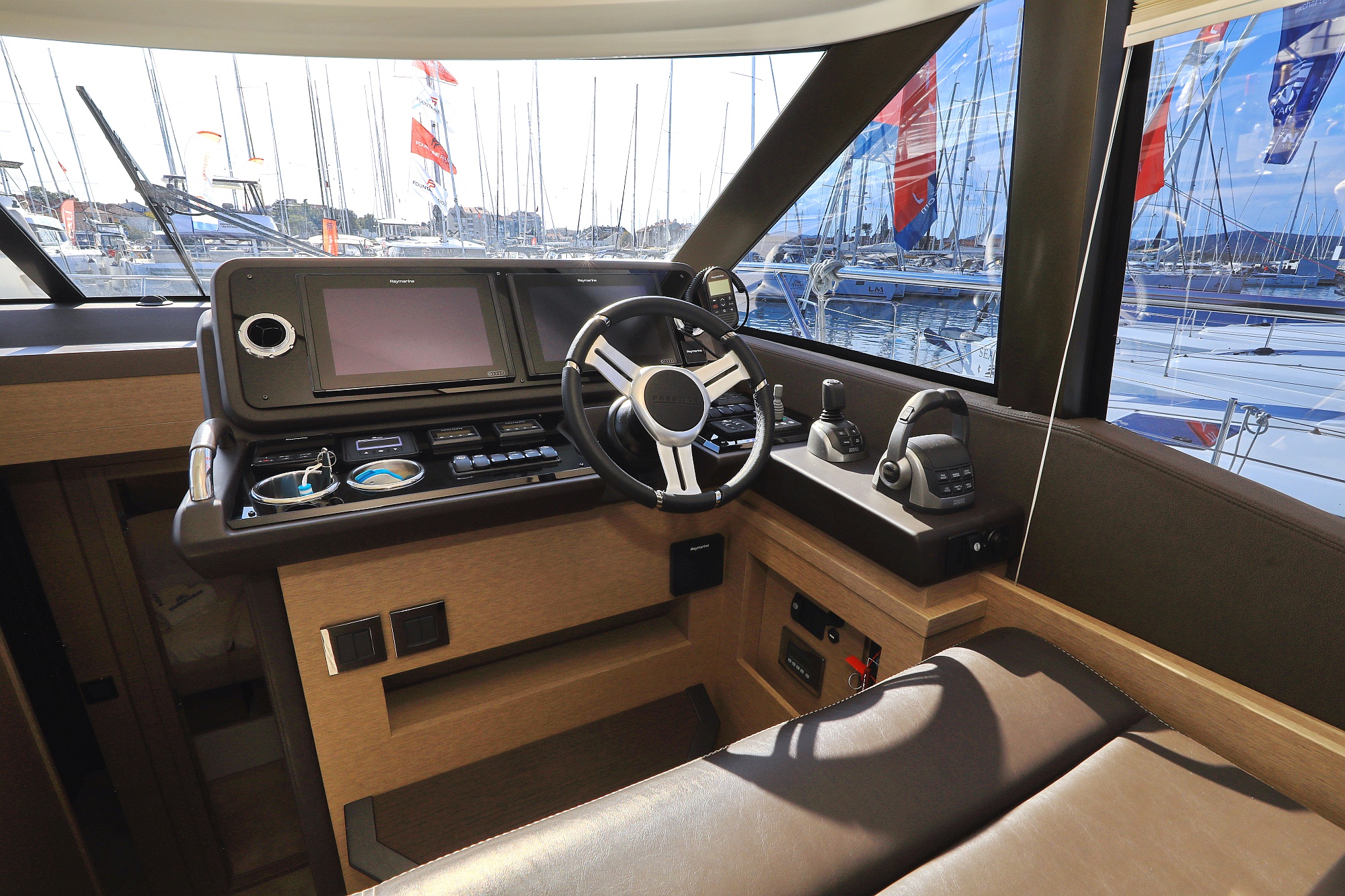 Prestige 460 Fly - 3 + 1 cab. — photo 16