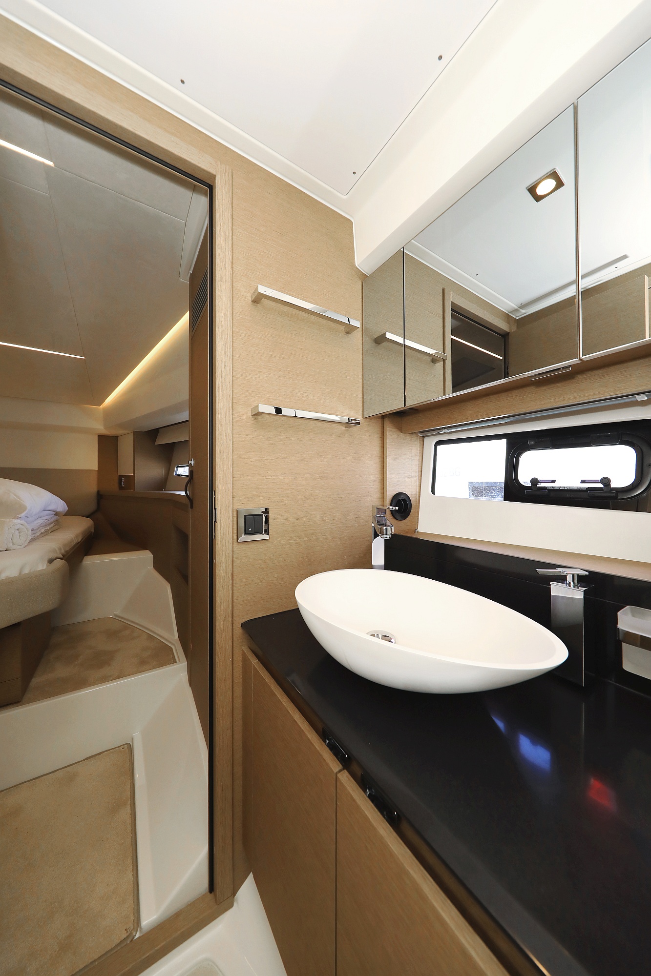 Prestige 460 Fly - 3 + 1 cab. — photo 25