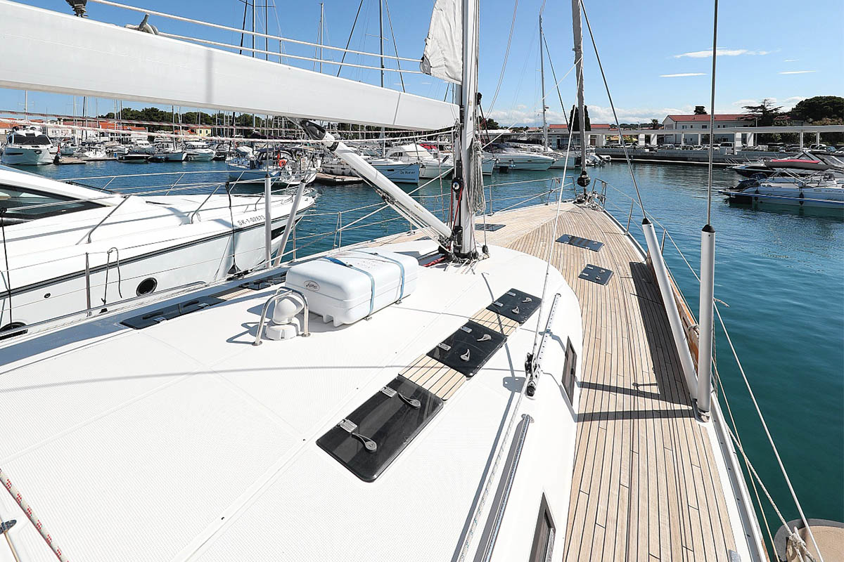 Bavaria 55 Cruiser — photo 6