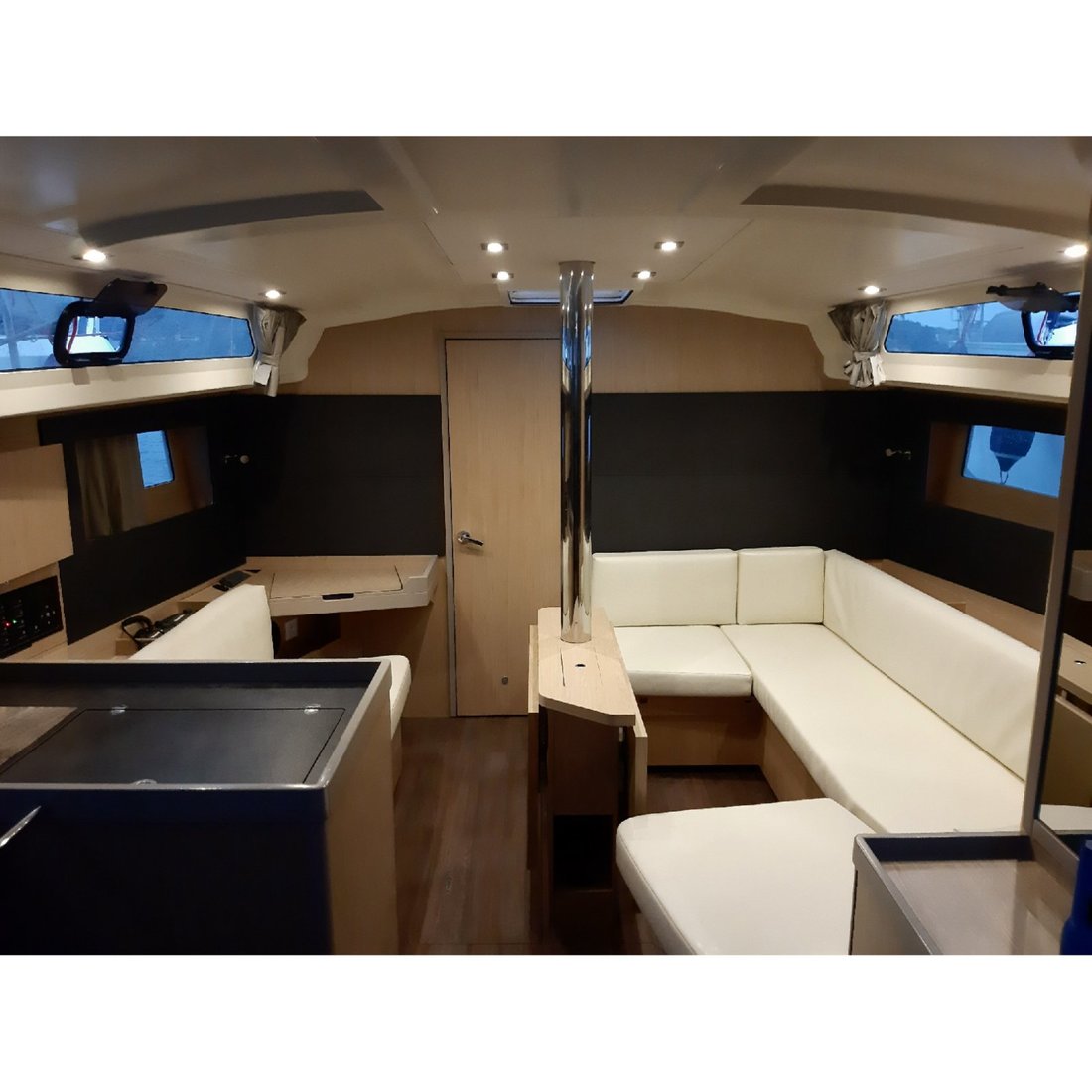 Oceanis 41.1 — photo 11