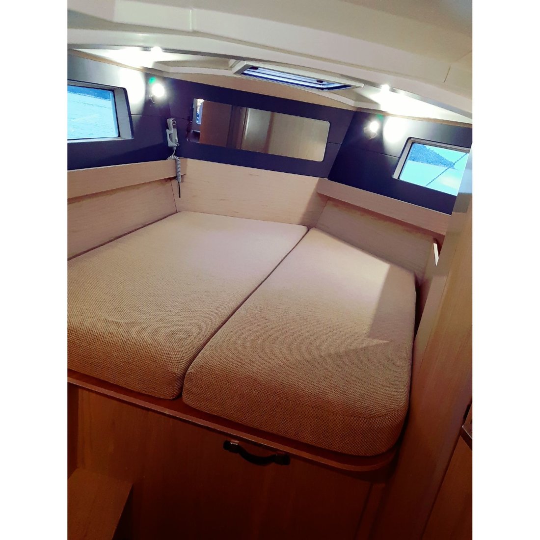 Oceanis 41.1 — photo 2