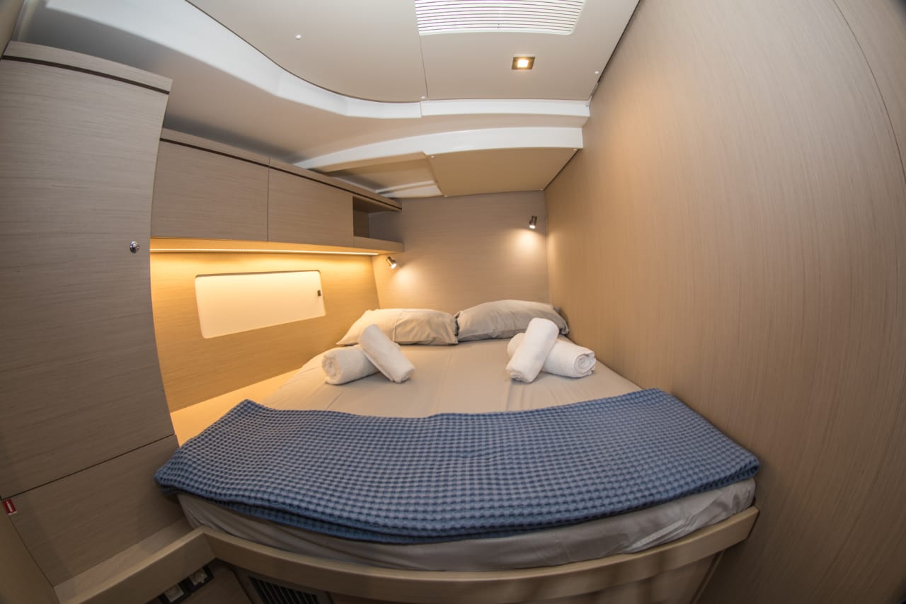 Oceanis 51.1 — photo 10