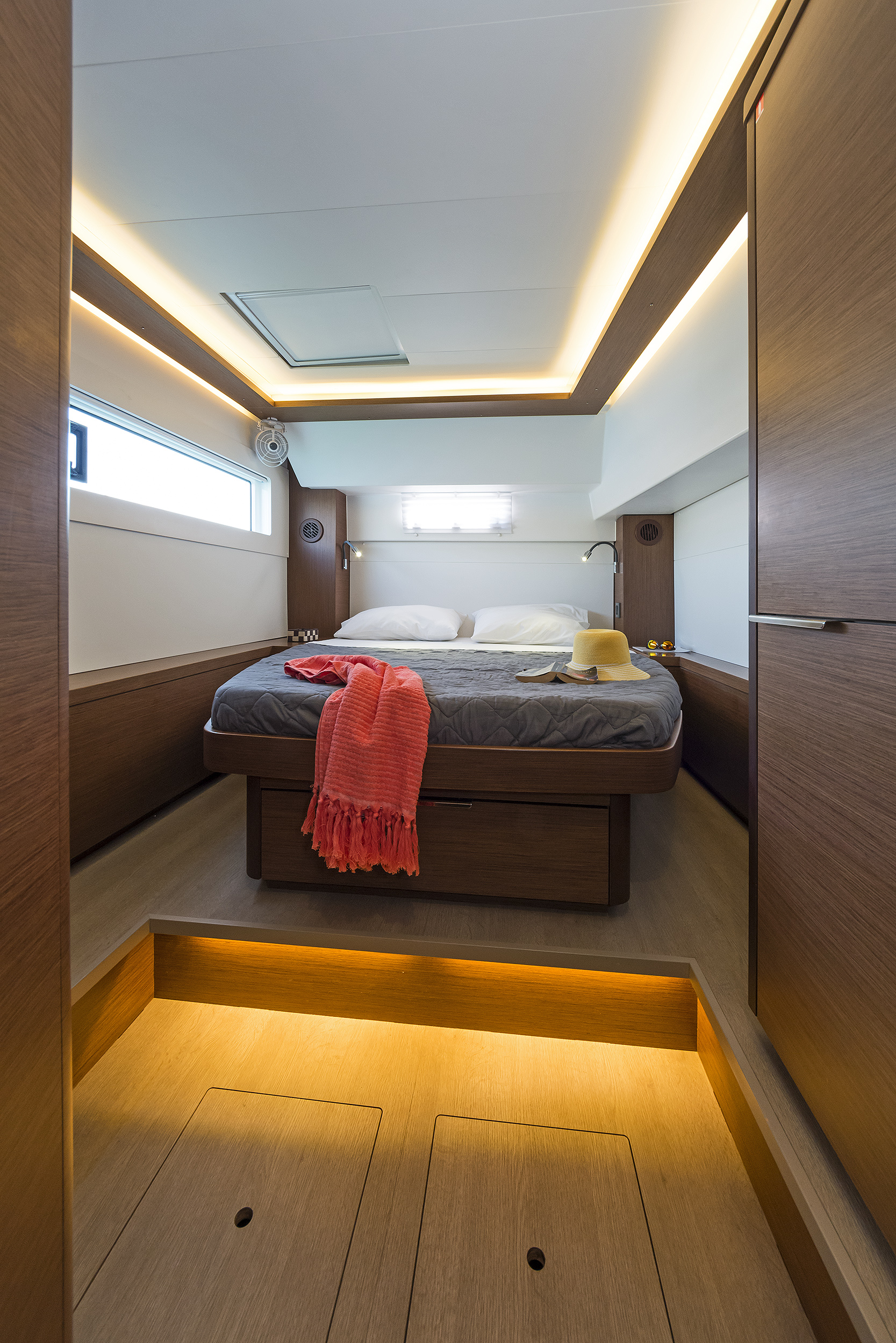 Lagoon 46 - 4 + 2 cab. — photo 6