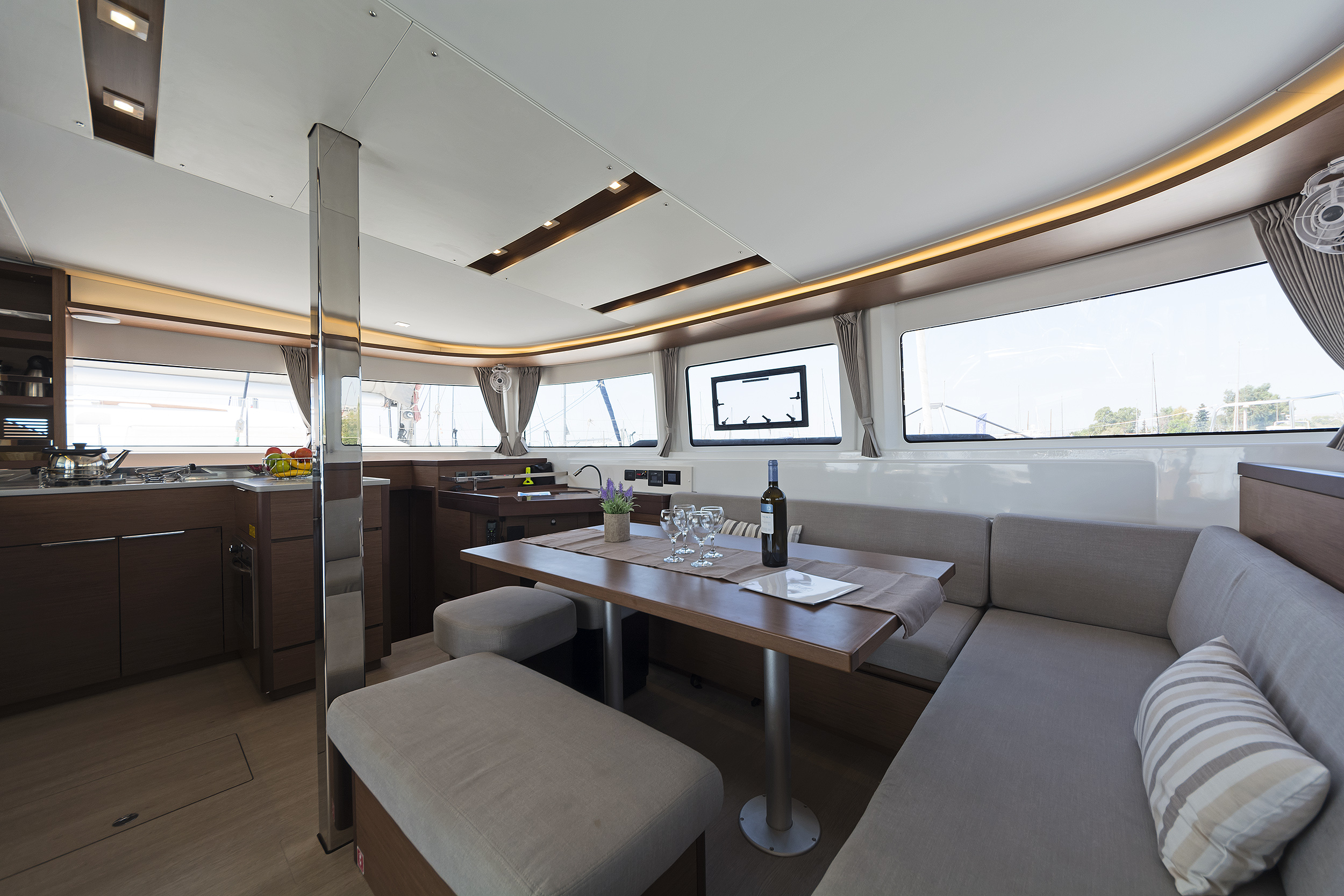Lagoon 46 - 4 + 2 cab. — photo 10