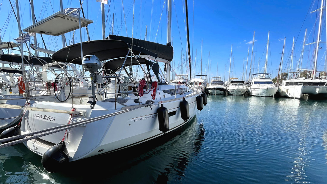 Sun Odyssey 479 - 4 cab. — photo 1