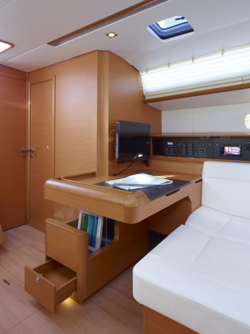 Sun Odyssey 519 - 5 + 1 cab. — photo 4