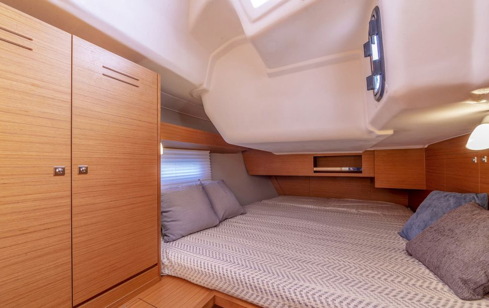 Dufour 430 GL — photo 10
