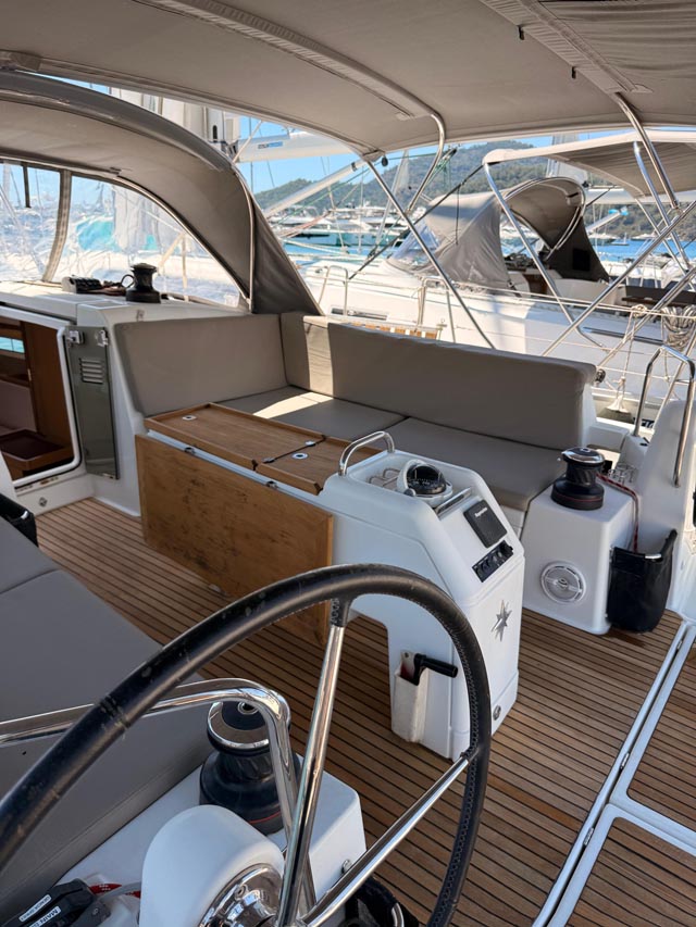 Sun Odyssey 490 - 3 cab. — photo 6