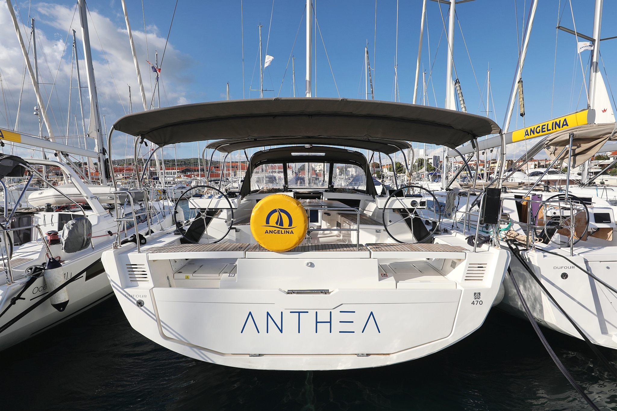 Dufour 470 - 5 cab. — photo 1