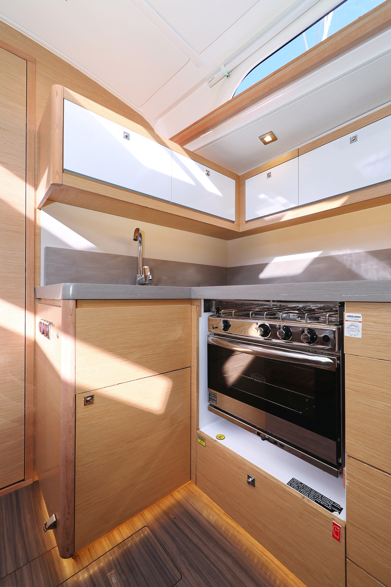 Dufour 470 - 5 cab. — photo 19