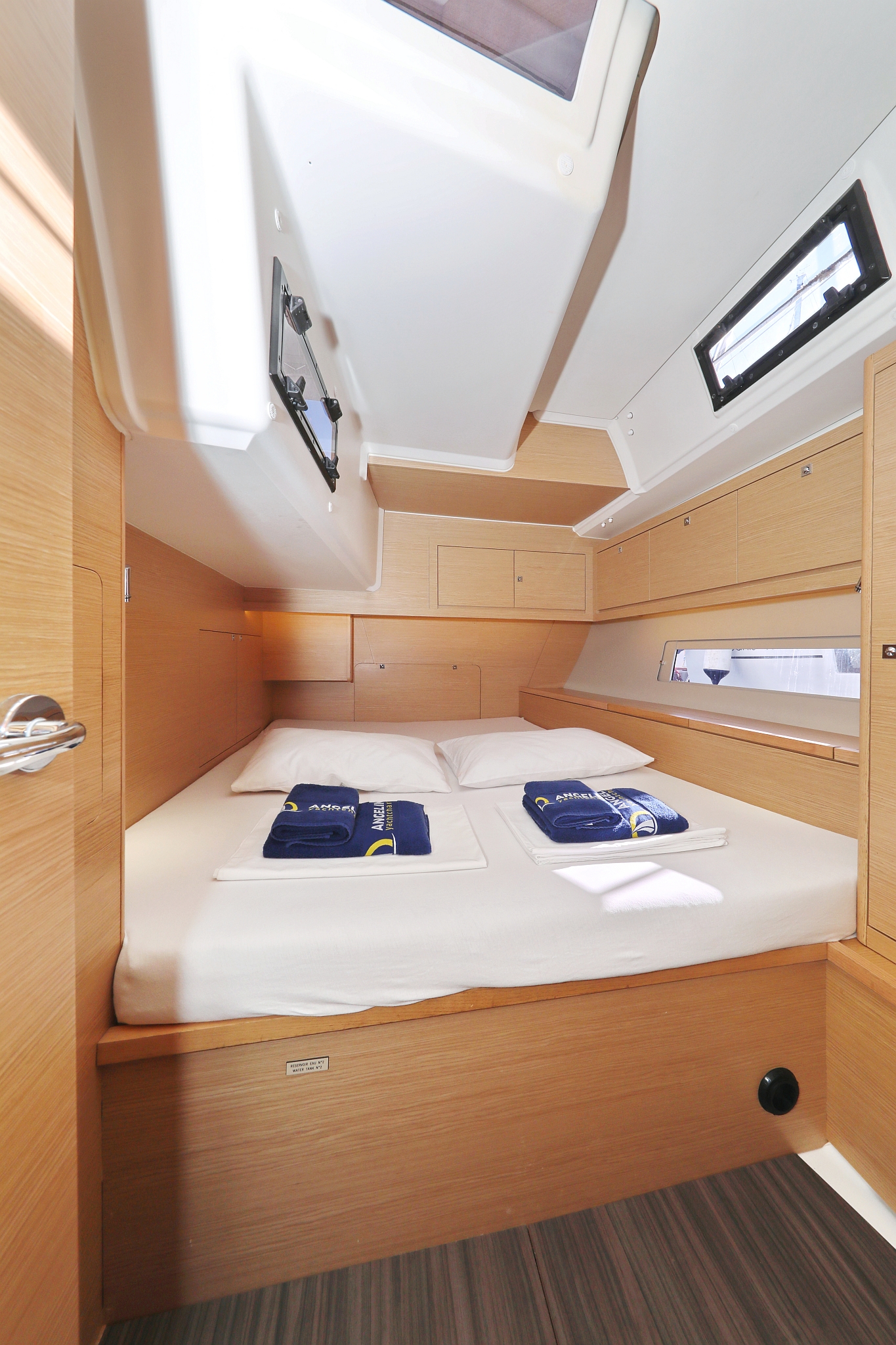 Dufour 470 - 5 cab. — photo 30