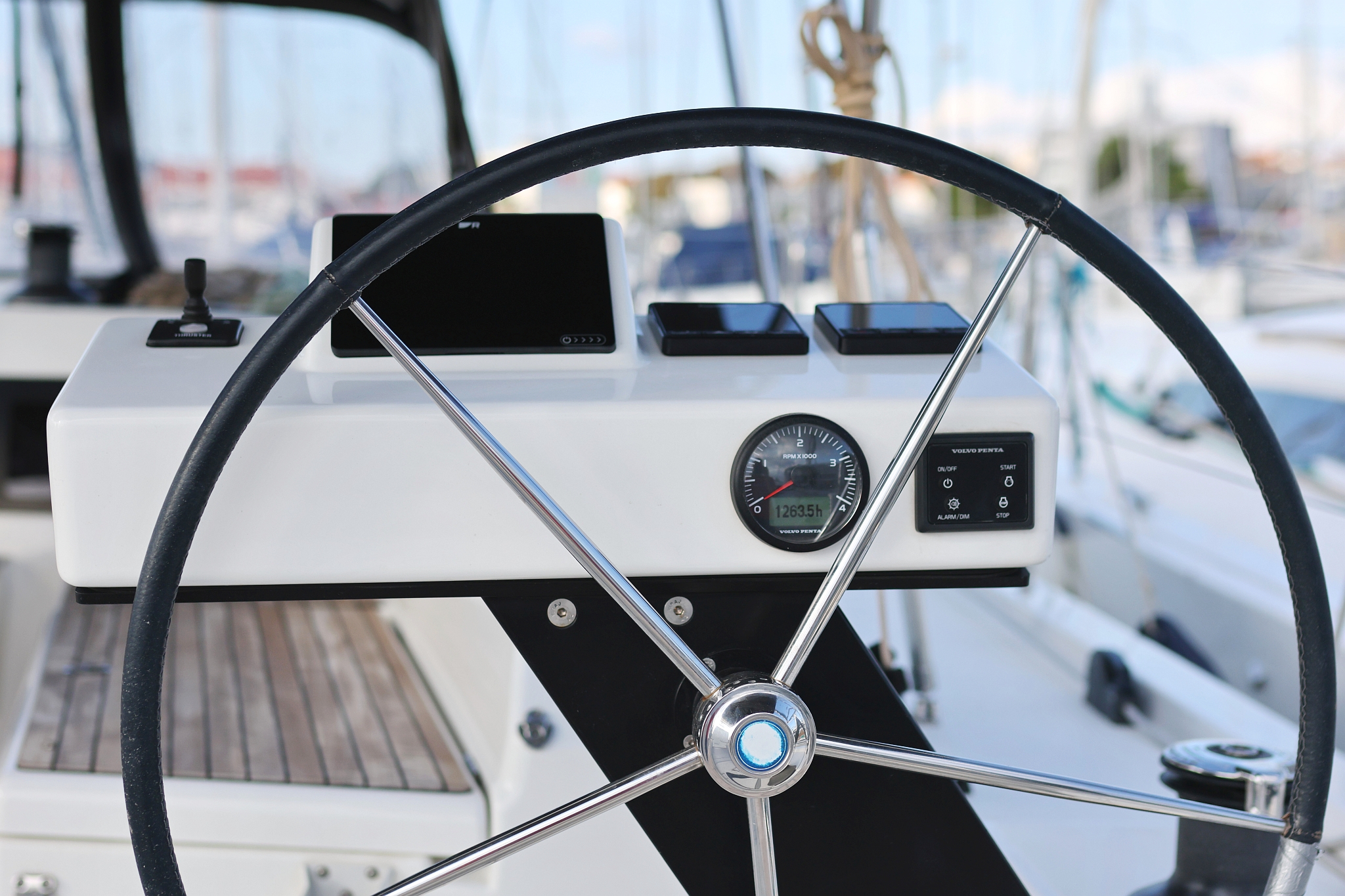 Dufour 470 - 5 cab. — photo 40