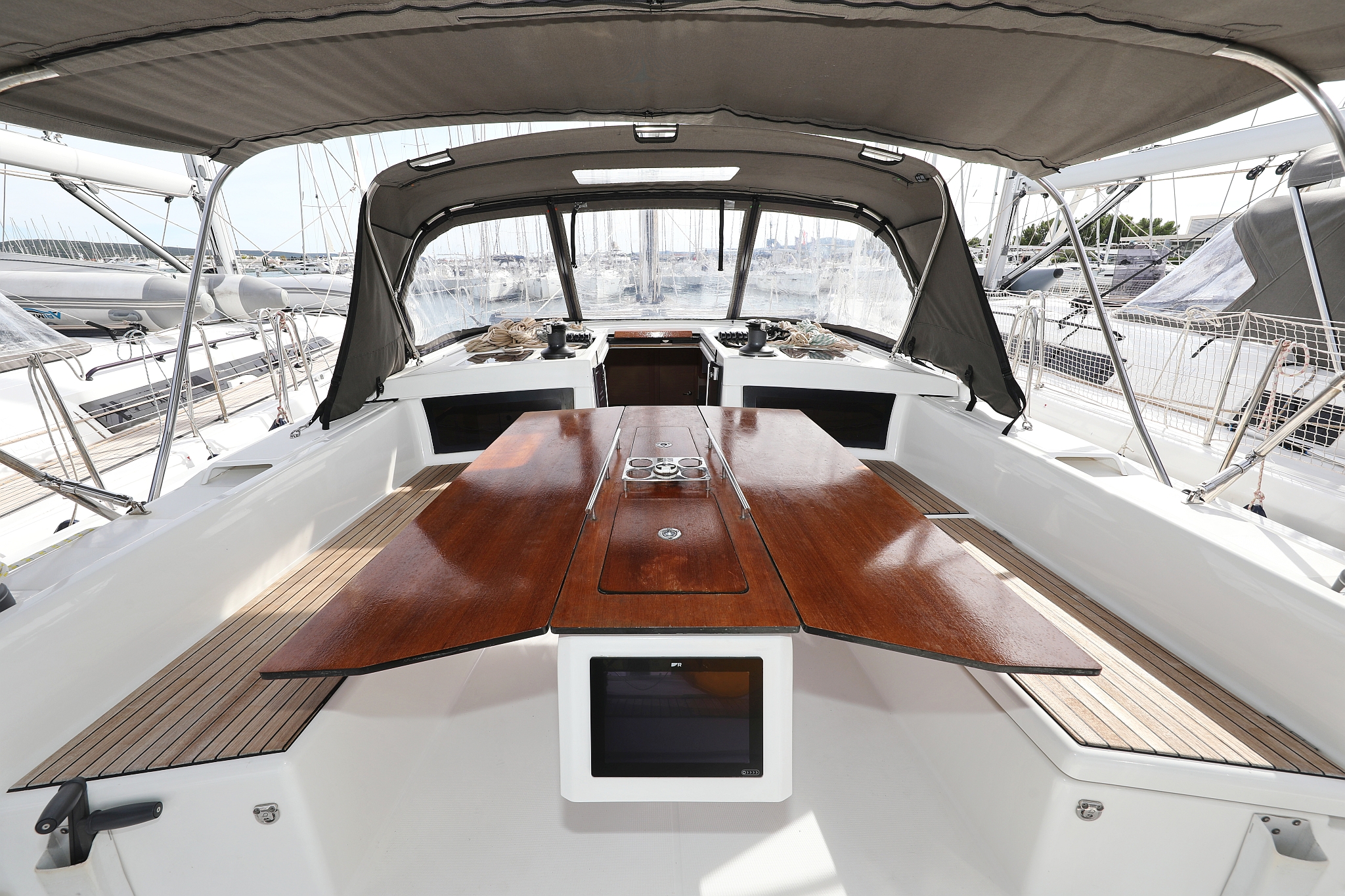 Dufour 470 - 5 cab. — photo 5