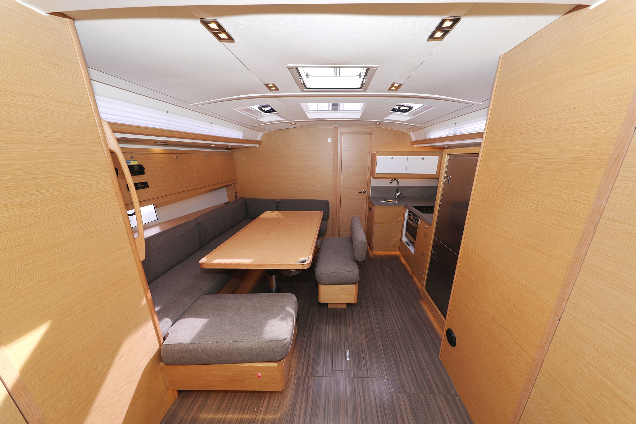 Dufour 470 - 5 cab. — photo 12