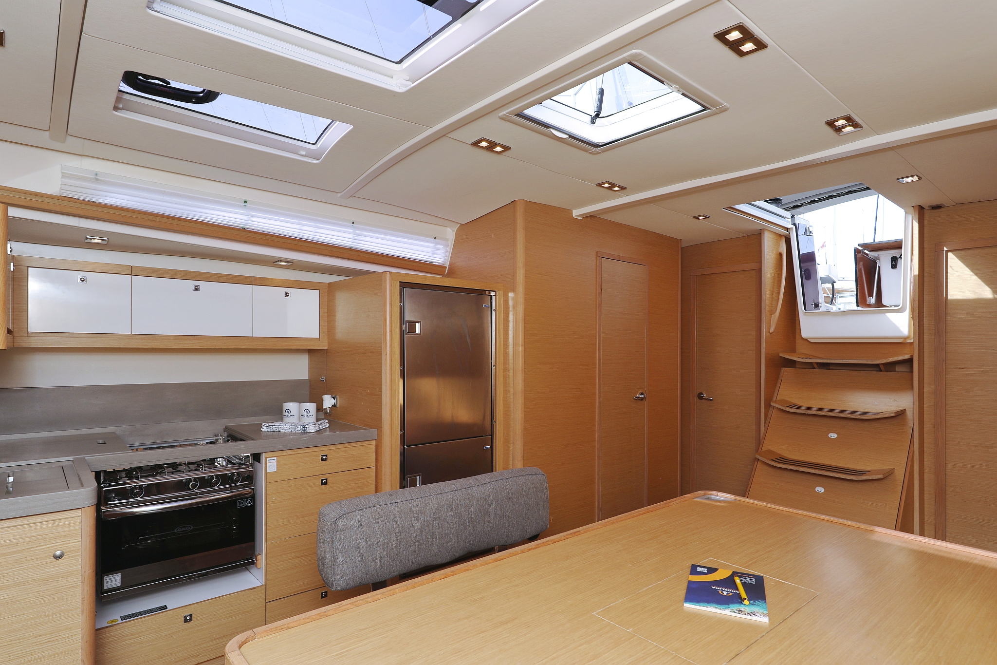 Dufour 470 - 5 cab. — photo 18