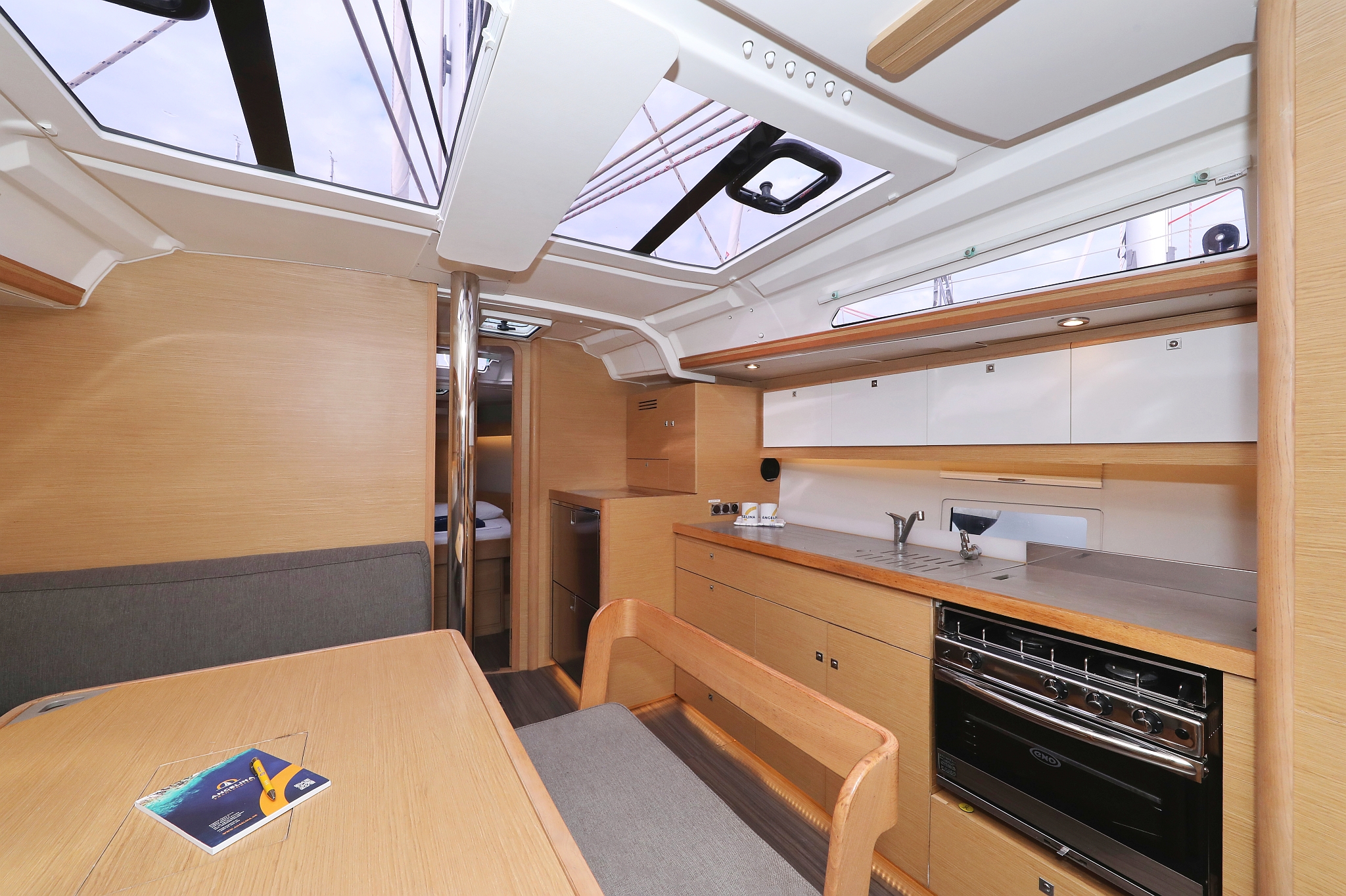 Dufour 430 GL — photo 17