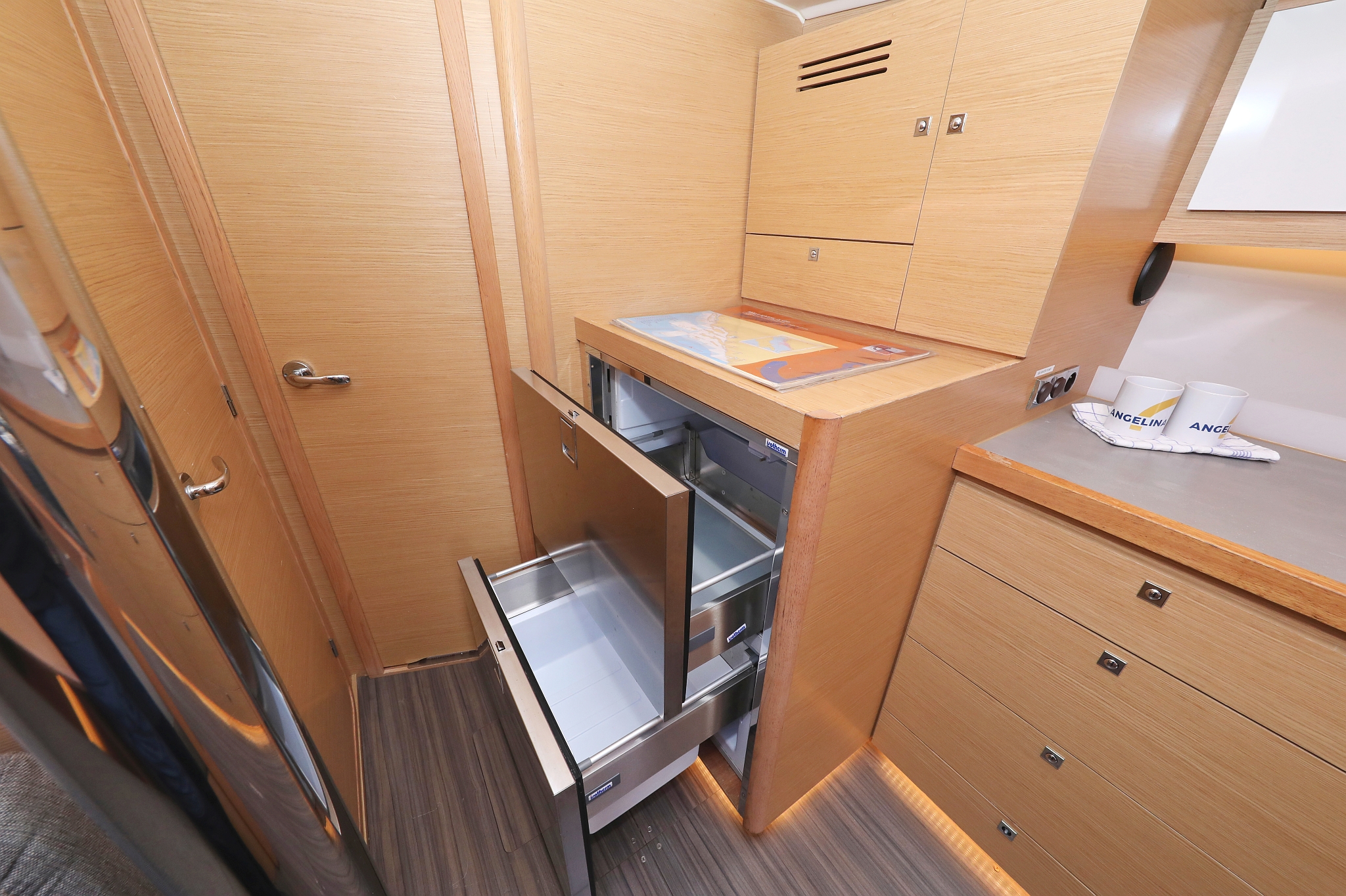 Dufour 430 GL — photo 40