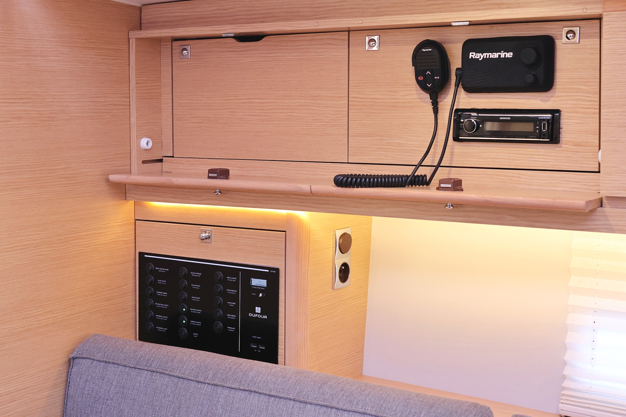 Dufour 430 GL — photo 43