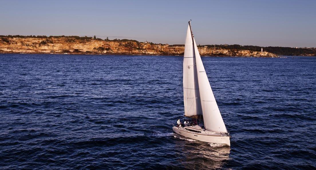 Sun Odyssey 389 — photo 8