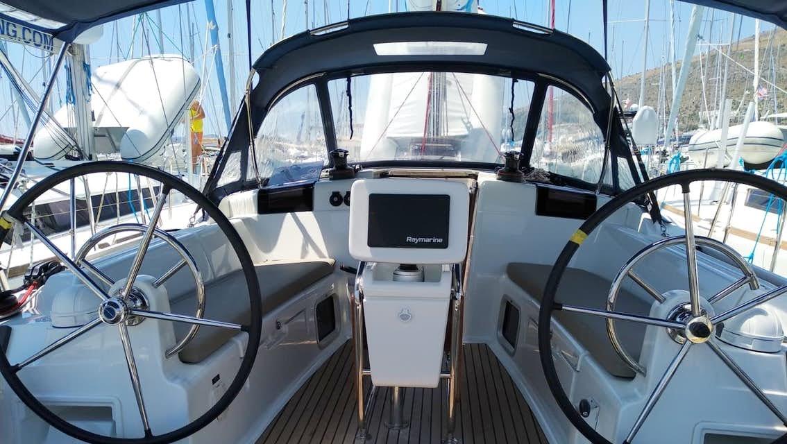 Sun Odyssey 419 - 3 cab. — photo 9